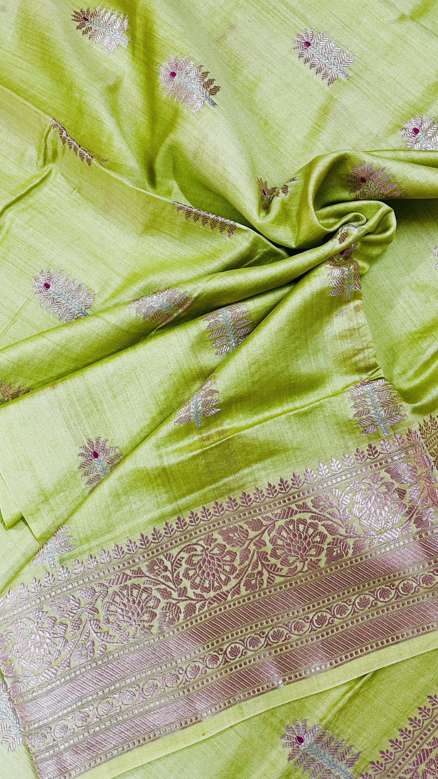 Grey Banarsi Cotton Silk Saree – Cactus Motif with Resham Work