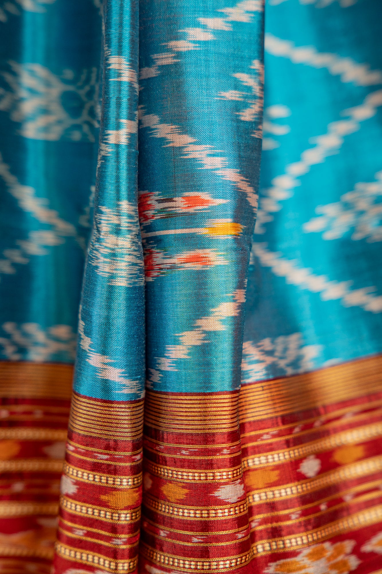 Cerulean Blue Khandua Silk Saree with Floral Ikat Lattice | Odisha Handloom