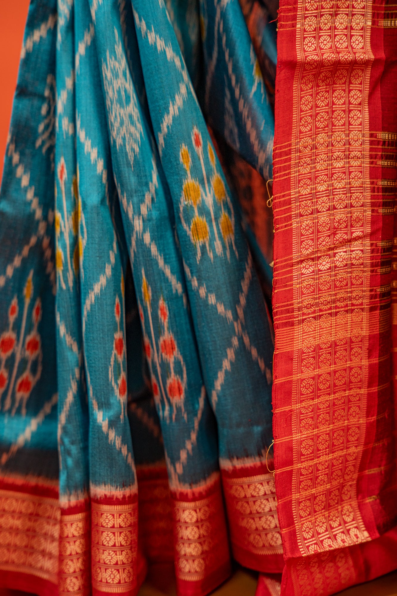 Cerulean Blue Khandua Silk Saree with Floral Ikat Lattice | Odisha Handloom
