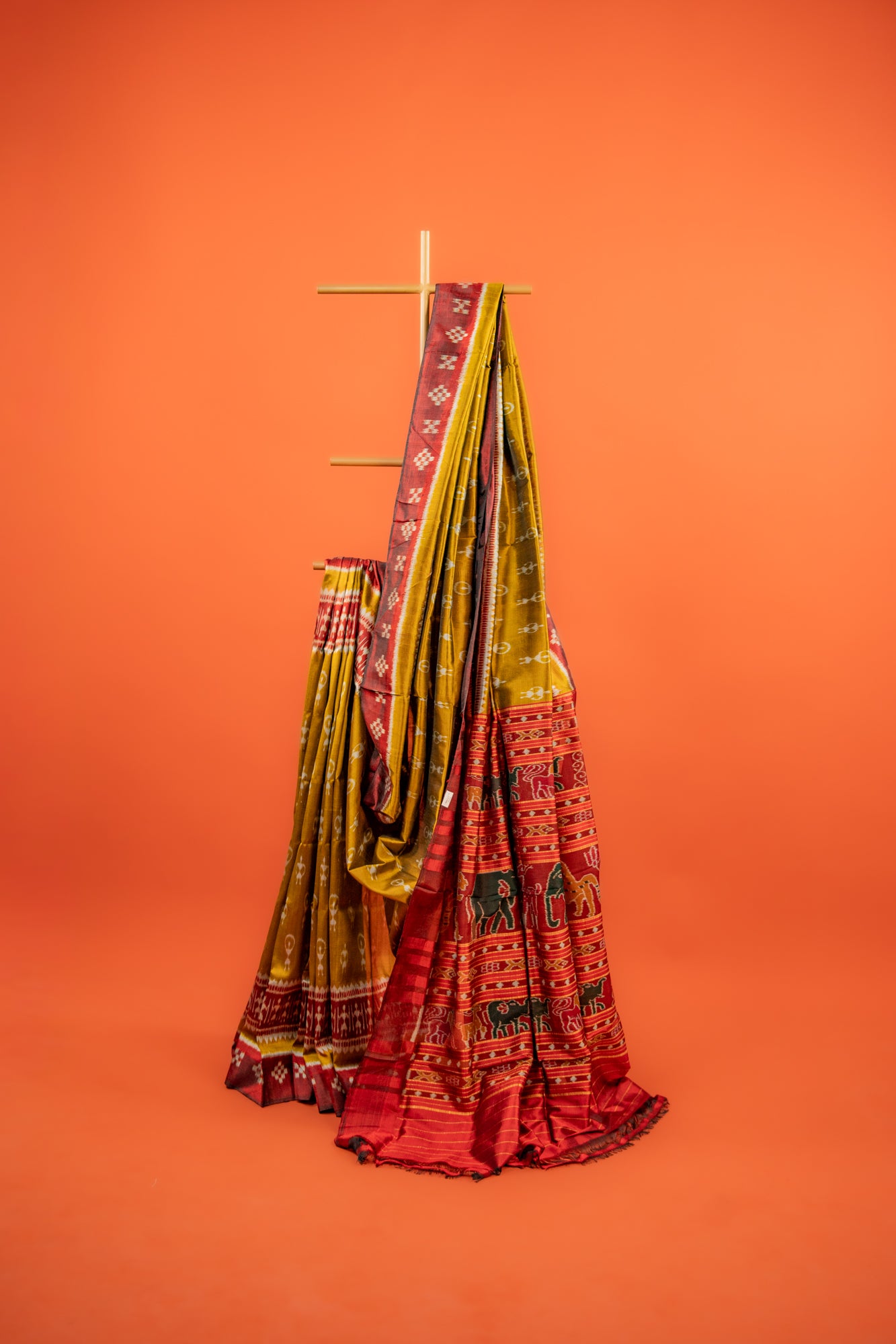 Olive Green Khandua Silk Saree with Tribal Doll & Kumbha Motifs | Odisha Handloom
