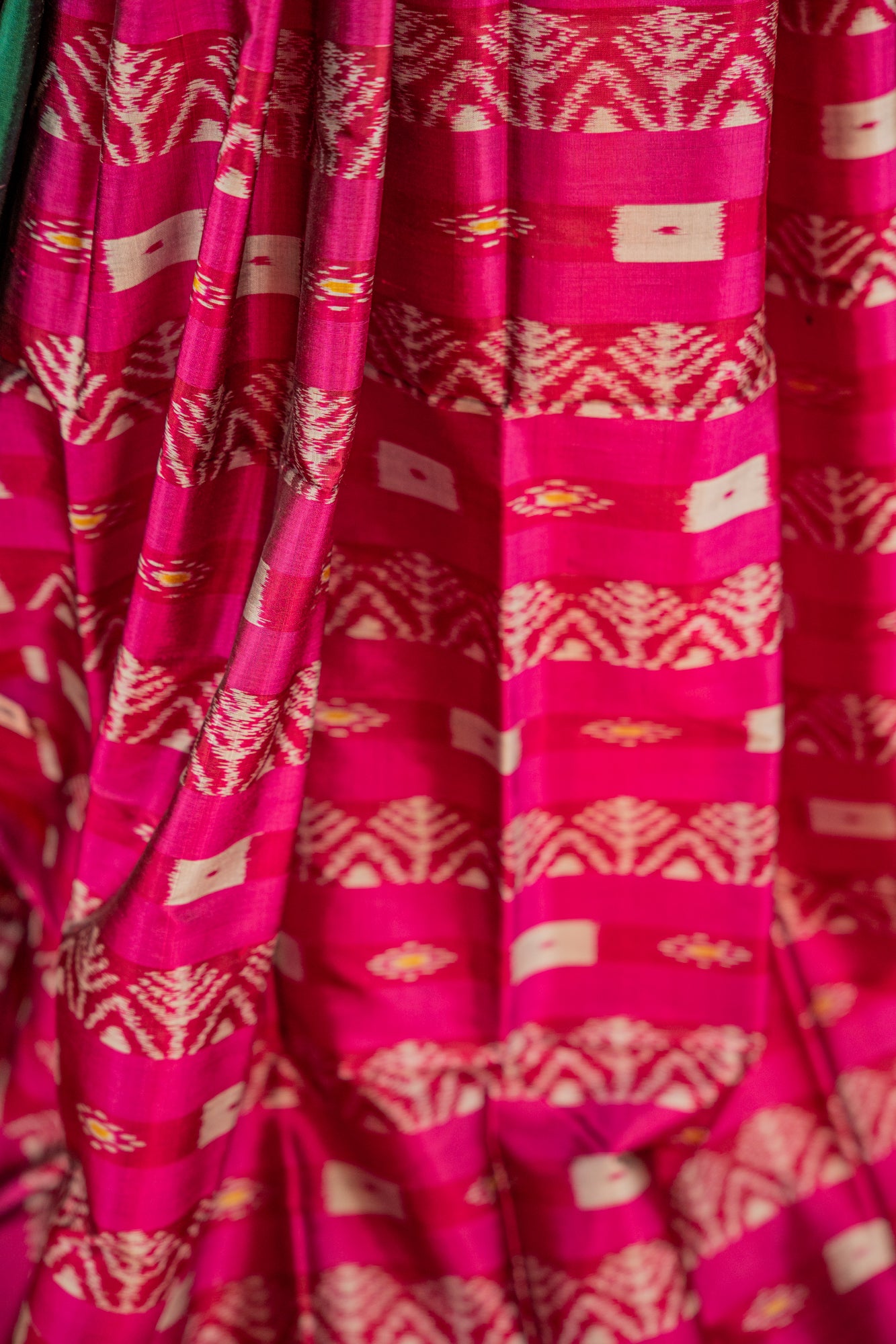 Emerald Green Khandua Silk Saree with Vine & Paisley Ikat Motifs | Odisha Handloom