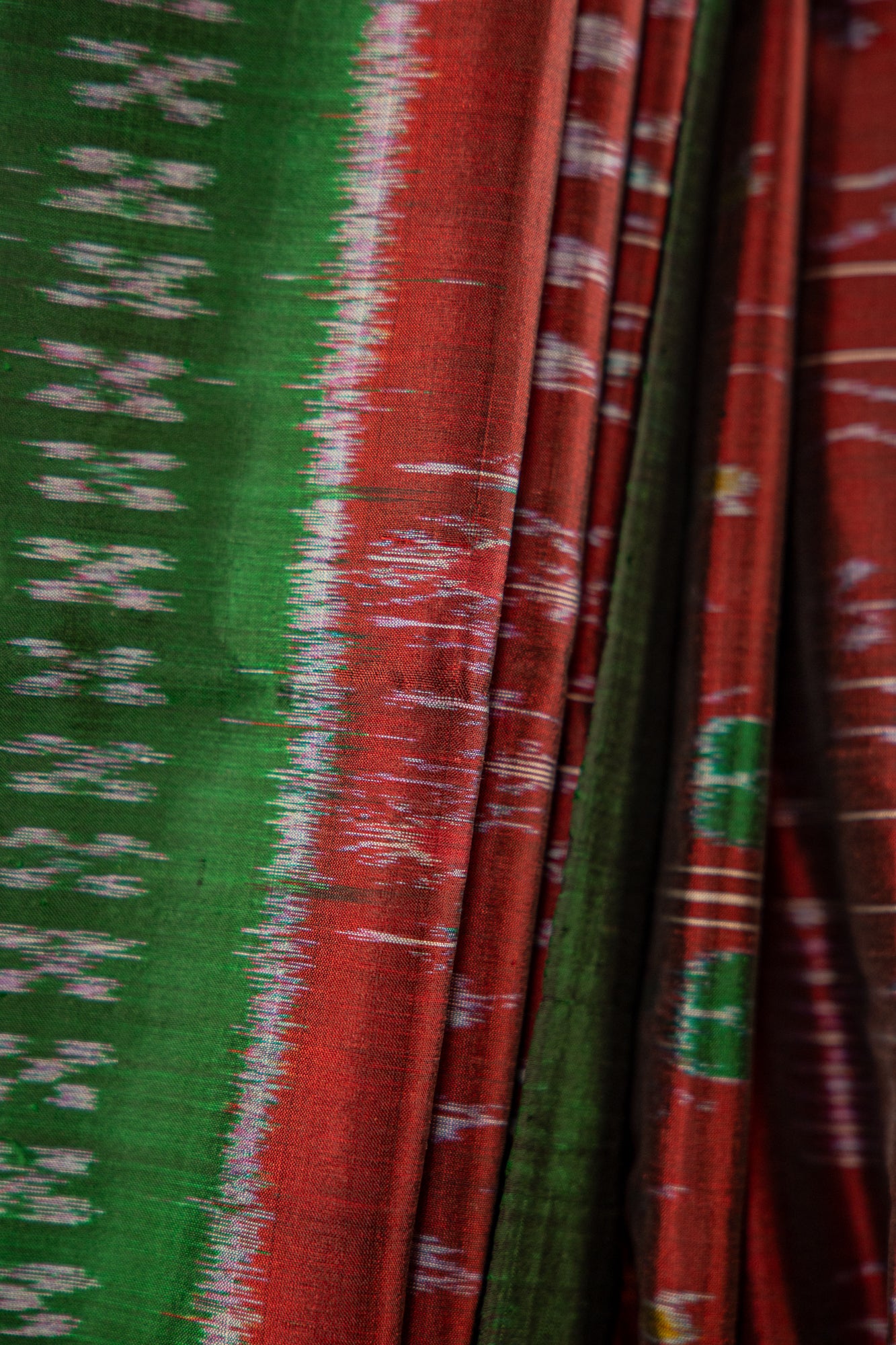 Maroon Khandua Silk Saree with Kumbha Temple-Peak Motifs | Odisha Handloom