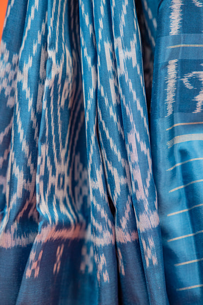 Ocean Blue Khandua Silk Saree with Diamond Ikat Grid | Odisha Handloom