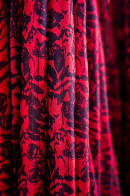 Rich Mulberry Purple / Beetroot base with a lighter Lilac/Pink accent print Pure Silk Saree