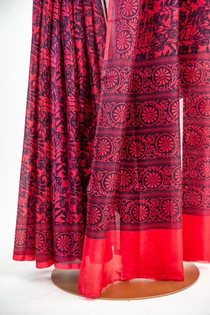 Rich Mulberry Purple / Beetroot base with a lighter Lilac/Pink accent print Pure Silk Saree