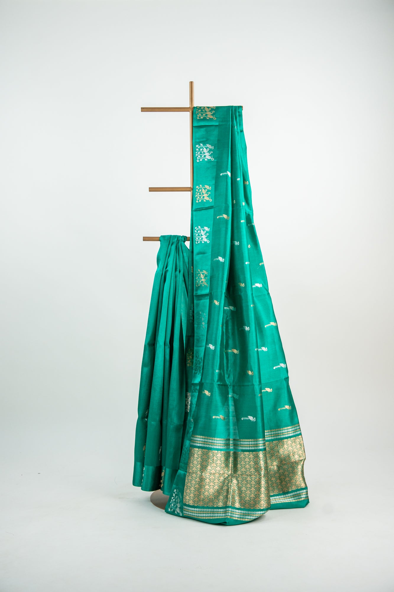 Vivid Emerald Green Banarasi Silk Saree