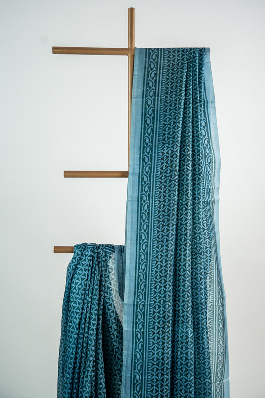 Sea Green base with a crisp White and light Mint/Aqua overlay print Pure Silk Saree