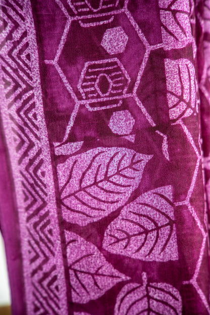 Deep Plum / Rich Wine tone with a lighter lilac-pink overlay Pure Silk Saree