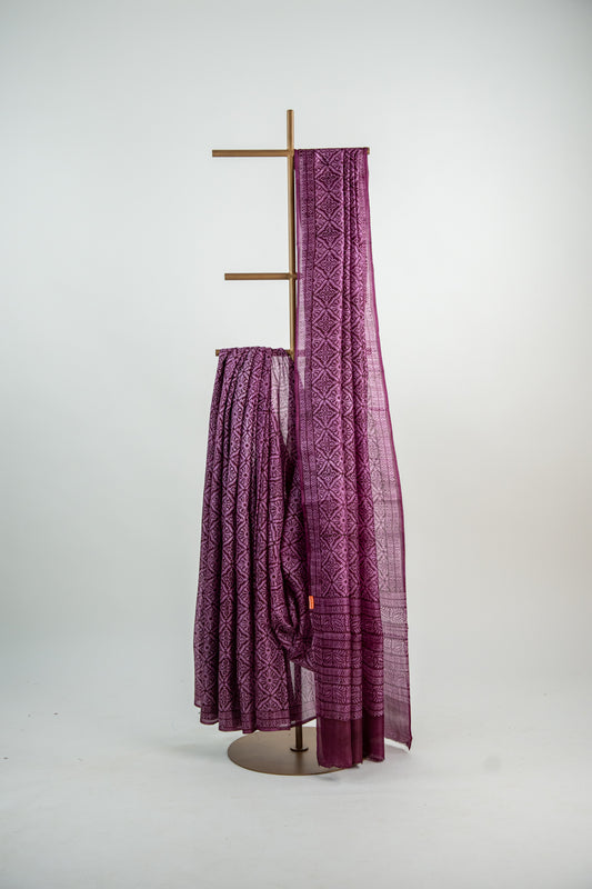 Deep Wine / Magenta-Purple dual tone Pure Silk Saree