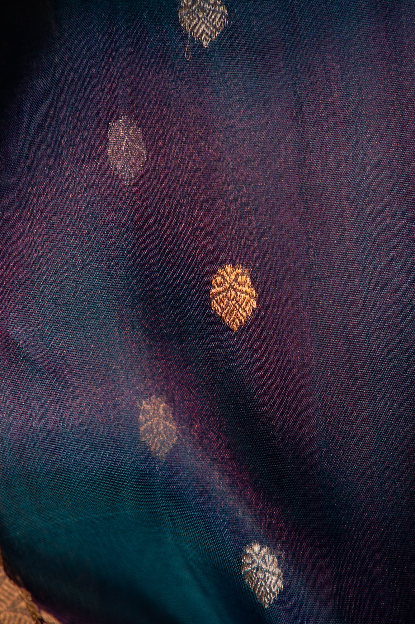 Dual-Tone Teal & Iridescent Purple Tissue Silk Saree