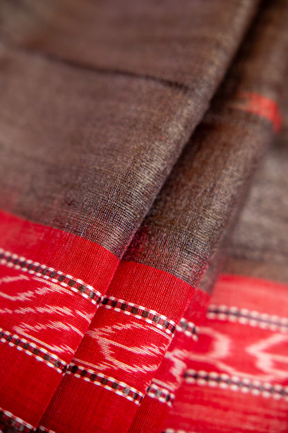 Vibrant Crimson Red body with ivory Tussar Silk Dupatta