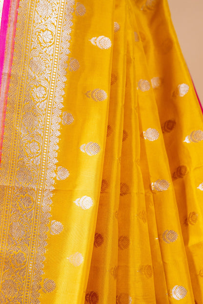 Pure Katan Banarasi Silk Saree With Small Motif - Atulyakarigari