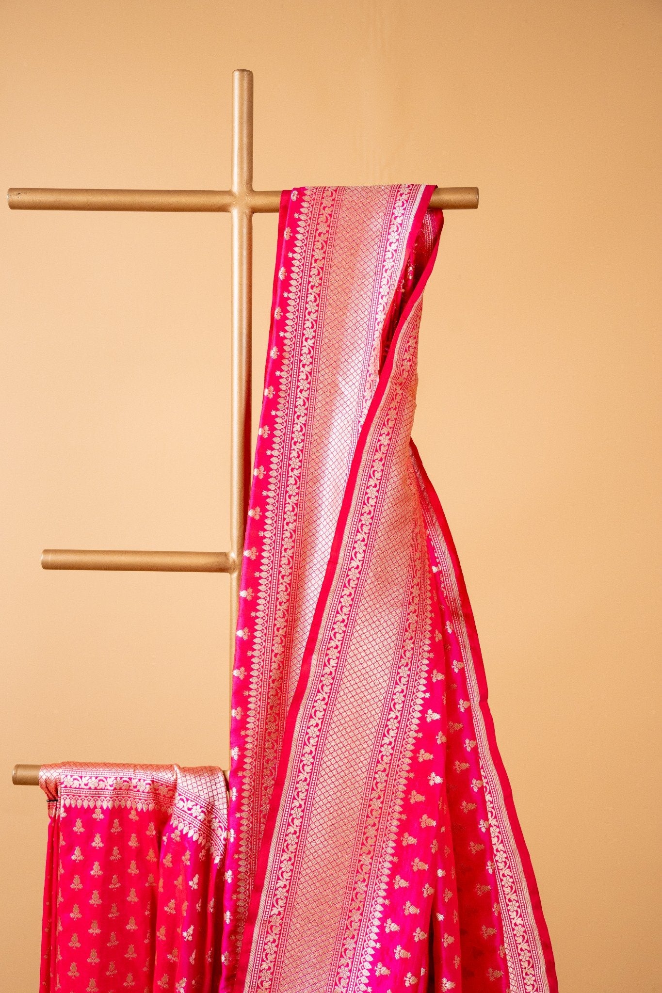 Magenta Pink Banarasi Pure Katan Silk Saree with Small Leaf Motifs