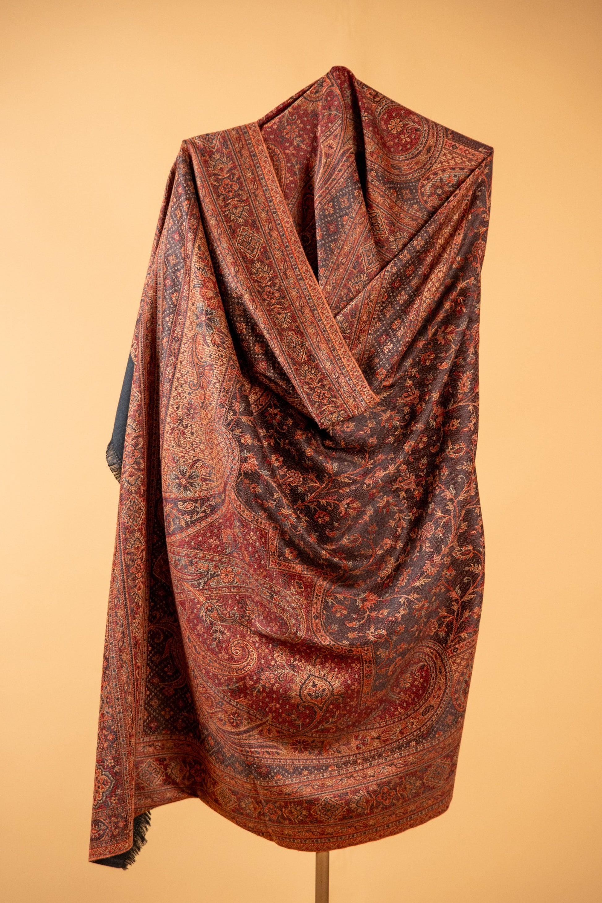 Pashmina Shawl - Atulyakarigari
