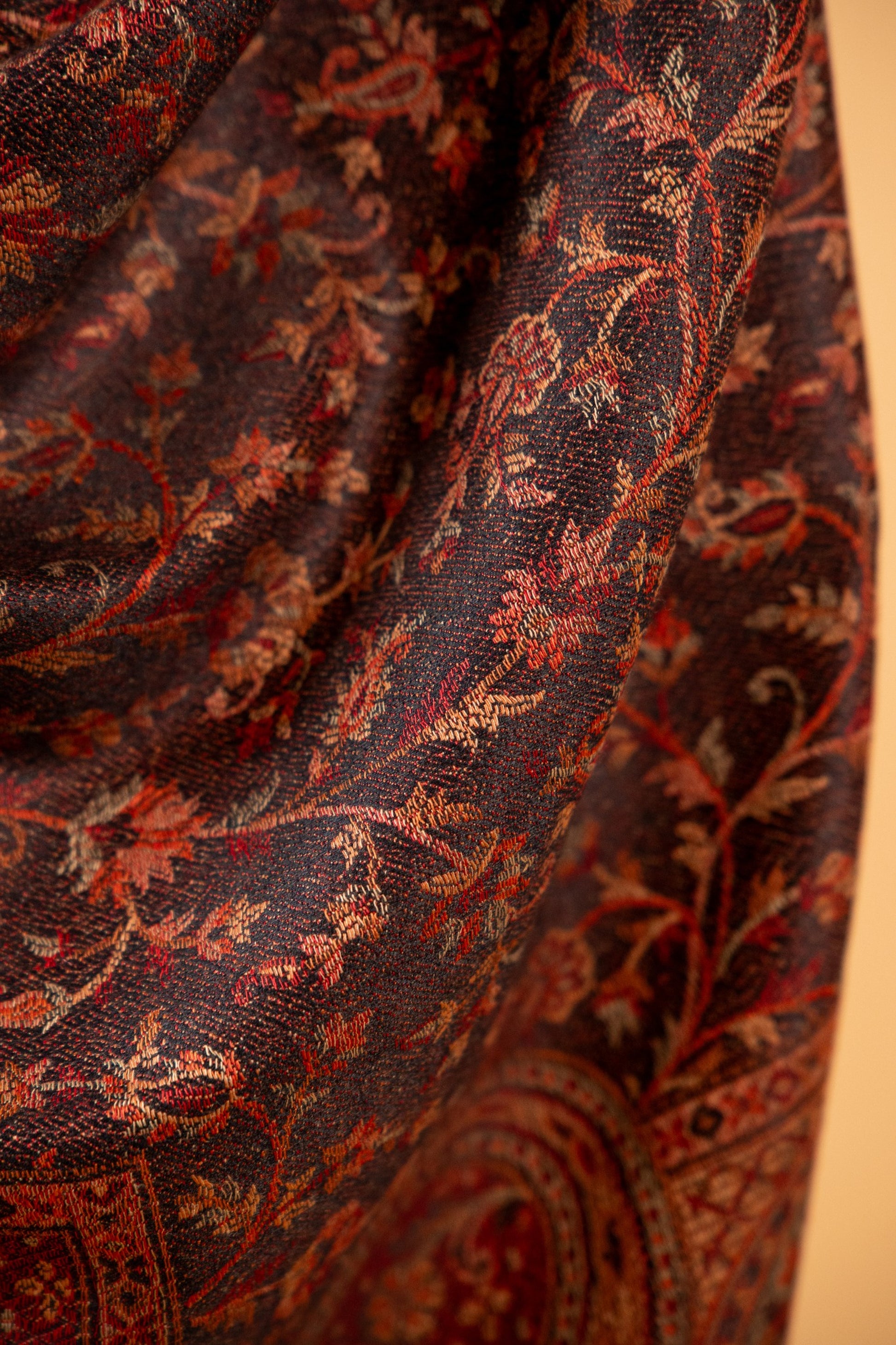 Pashmina Shawl - Atulyakarigari
