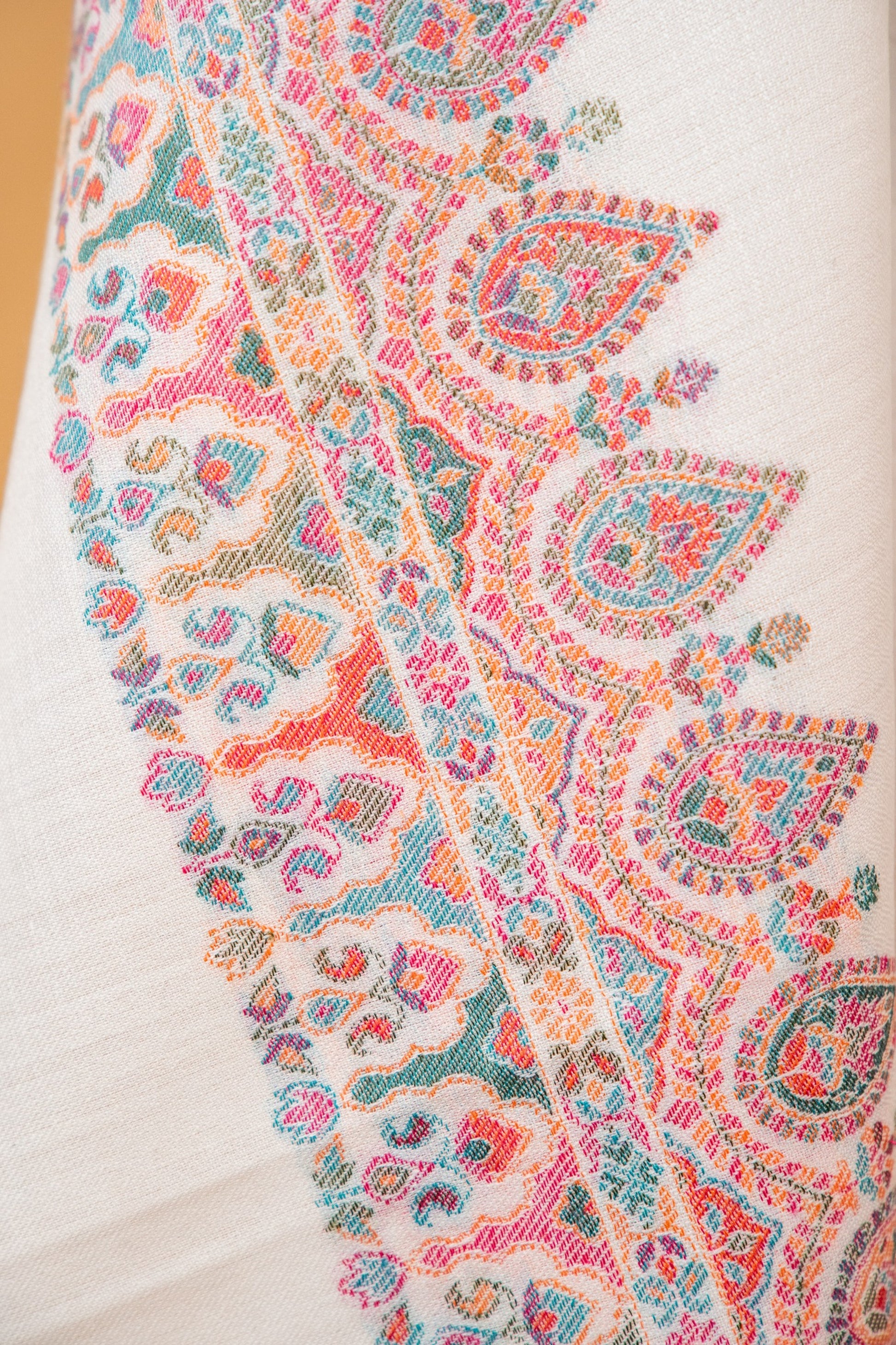 Pashmina Shawl - Atulyakarigari