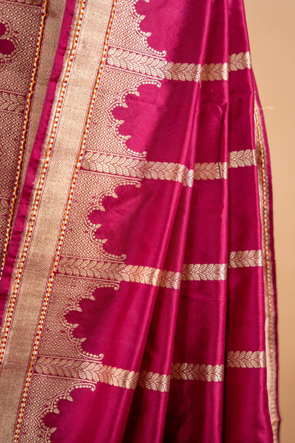 Wine Red Pure Katan Silk Banarasi Saree with Mahal Motif & Zari Border - Atulyakarigari