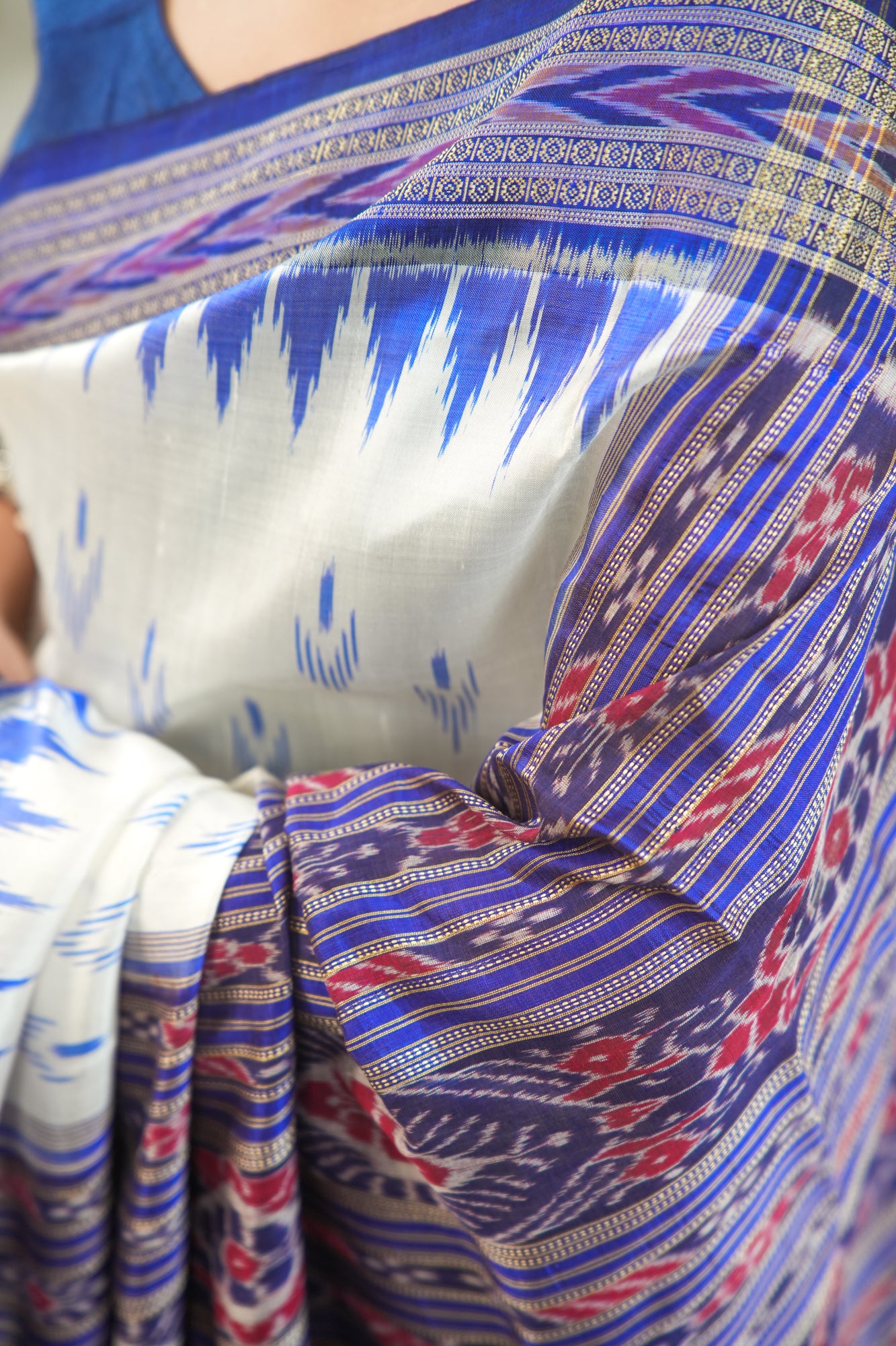 Off-White Khandua Silk Saree with Royal Blue Temple Motifs
