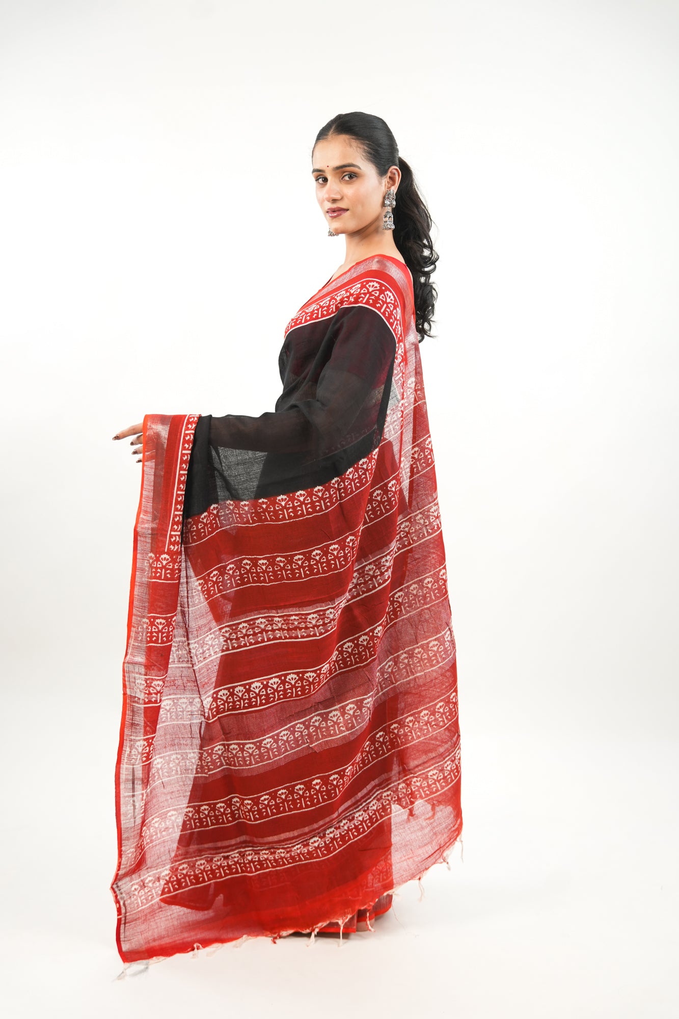 Charcoal Black & Crimson Red Linen Cotton Saree