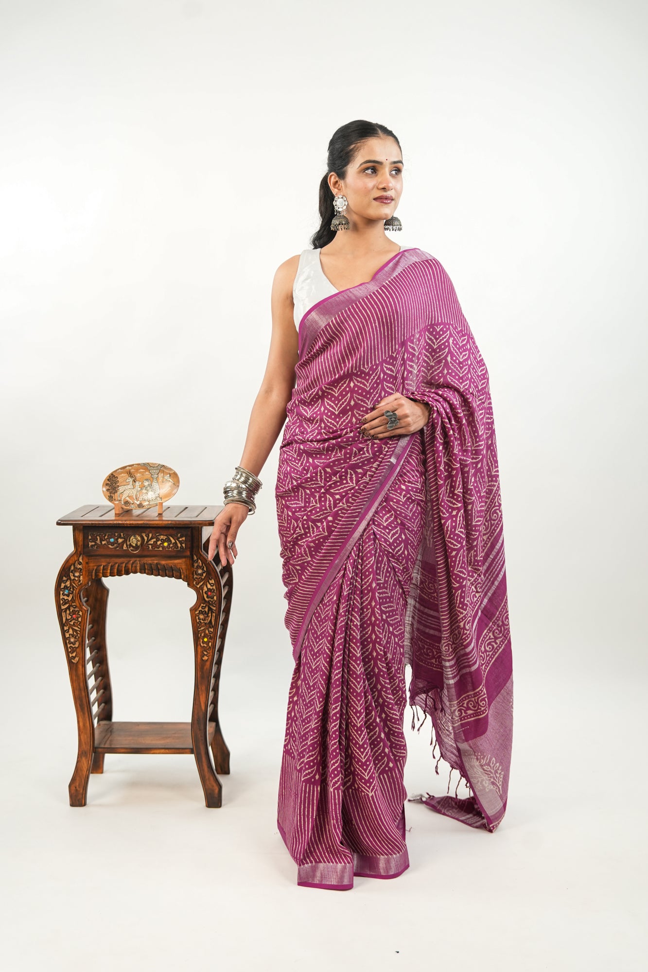 Deep Fuchsia Linen Cotton Saree with Leaf Crown Motif
