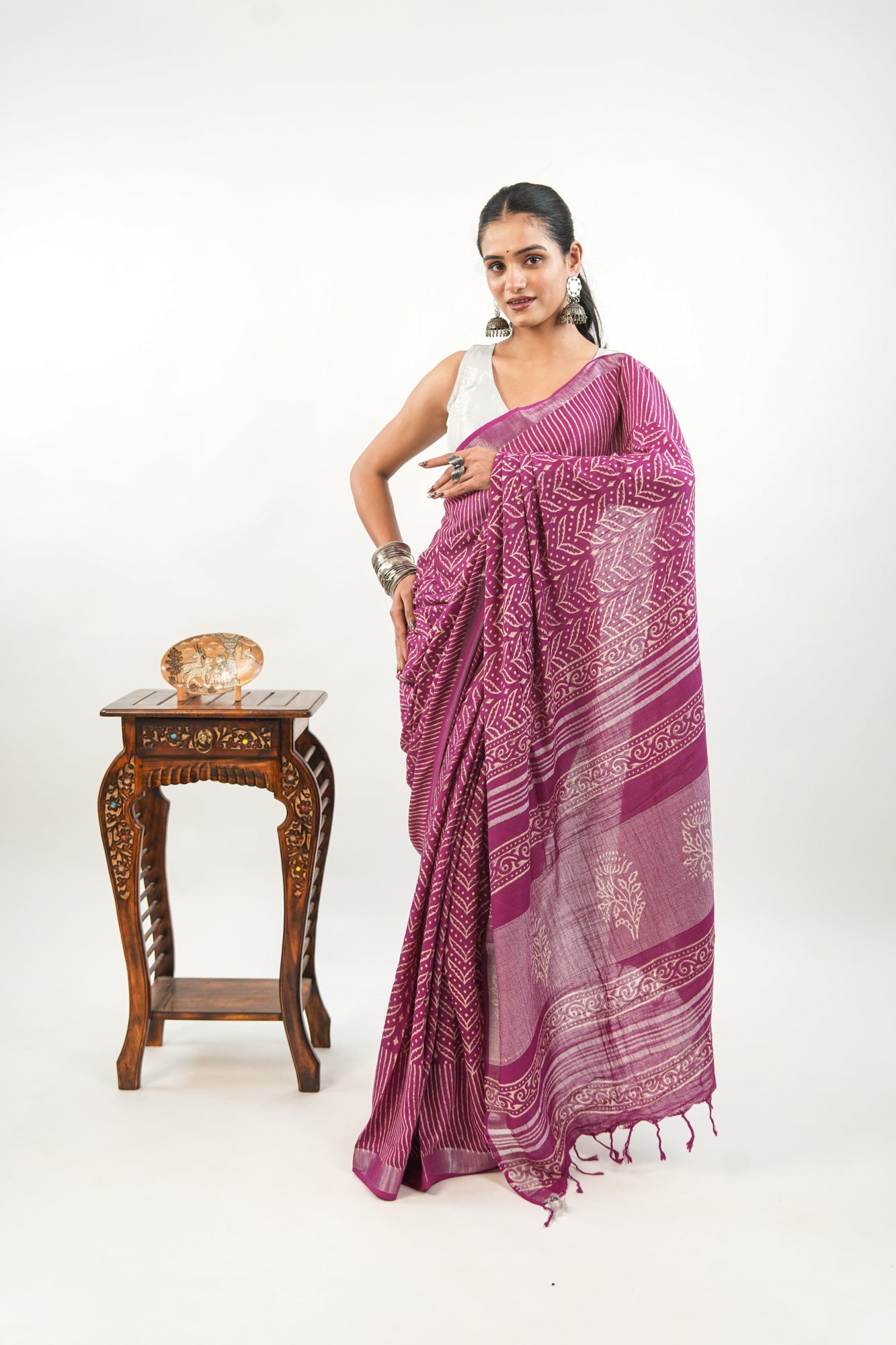 Deep Fuchsia Linen Cotton Saree with Leaf Crown Motif