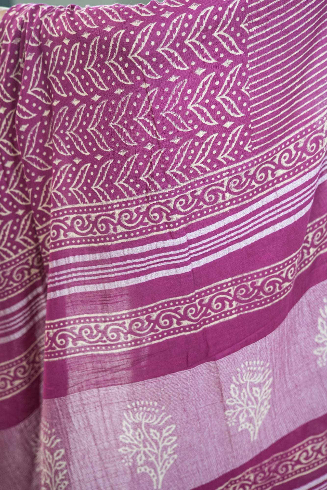 Deep Fuchsia Linen Cotton Saree with Leaf Crown Motif
