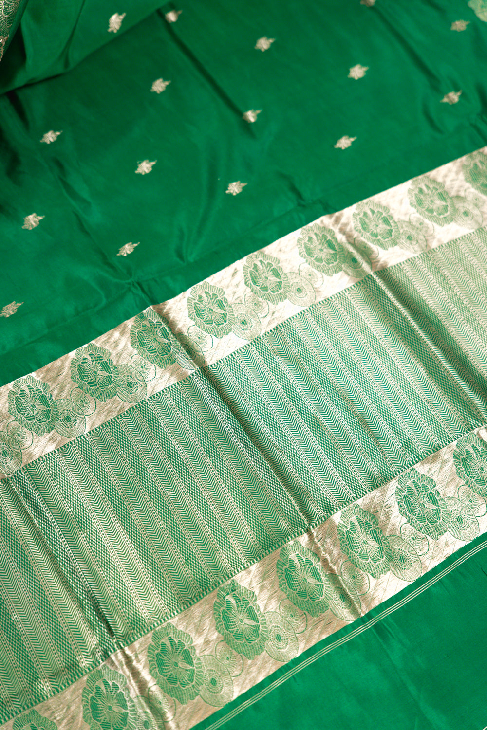 Emerald Green Banarasi Silk Saree with Sunflower Border