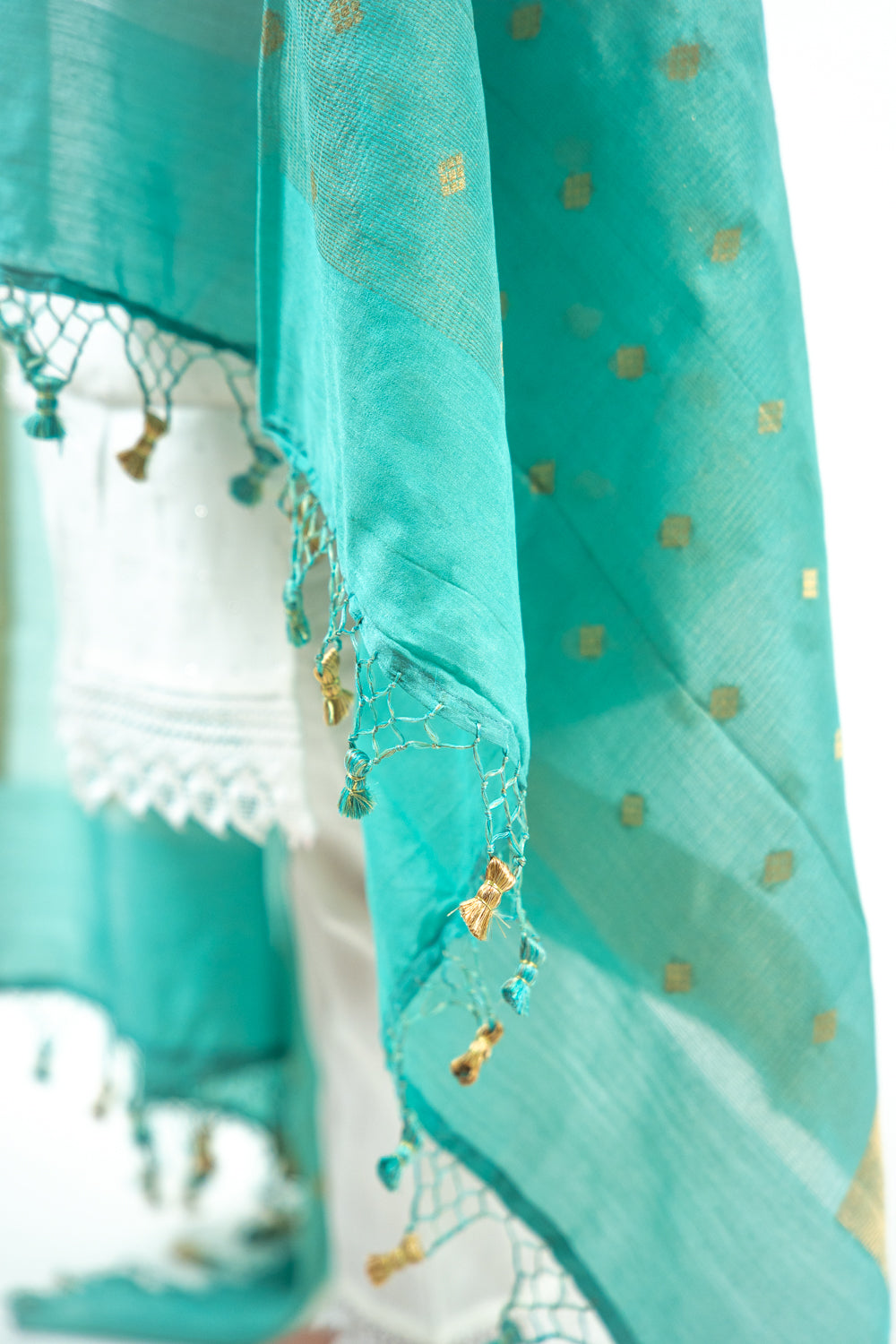 Turquoise Diamond Zari Booti Banarasi Moonga Silk Dupatta