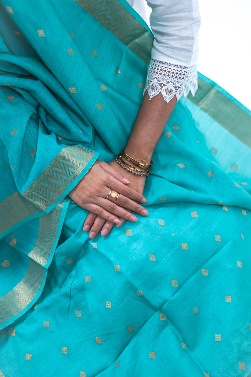 Turquoise Diamond Zari Booti Banarasi Moonga Silk Dupatta