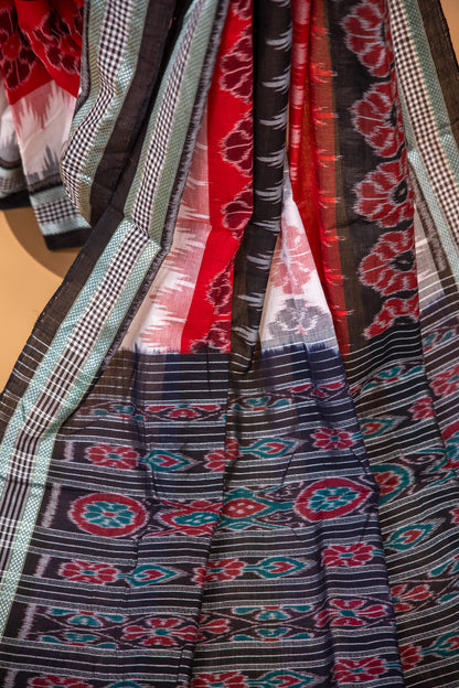 Black & White Sambalpuri Cotton Handloom Saree with Floral Ikat Motifs | Atulyakarigari