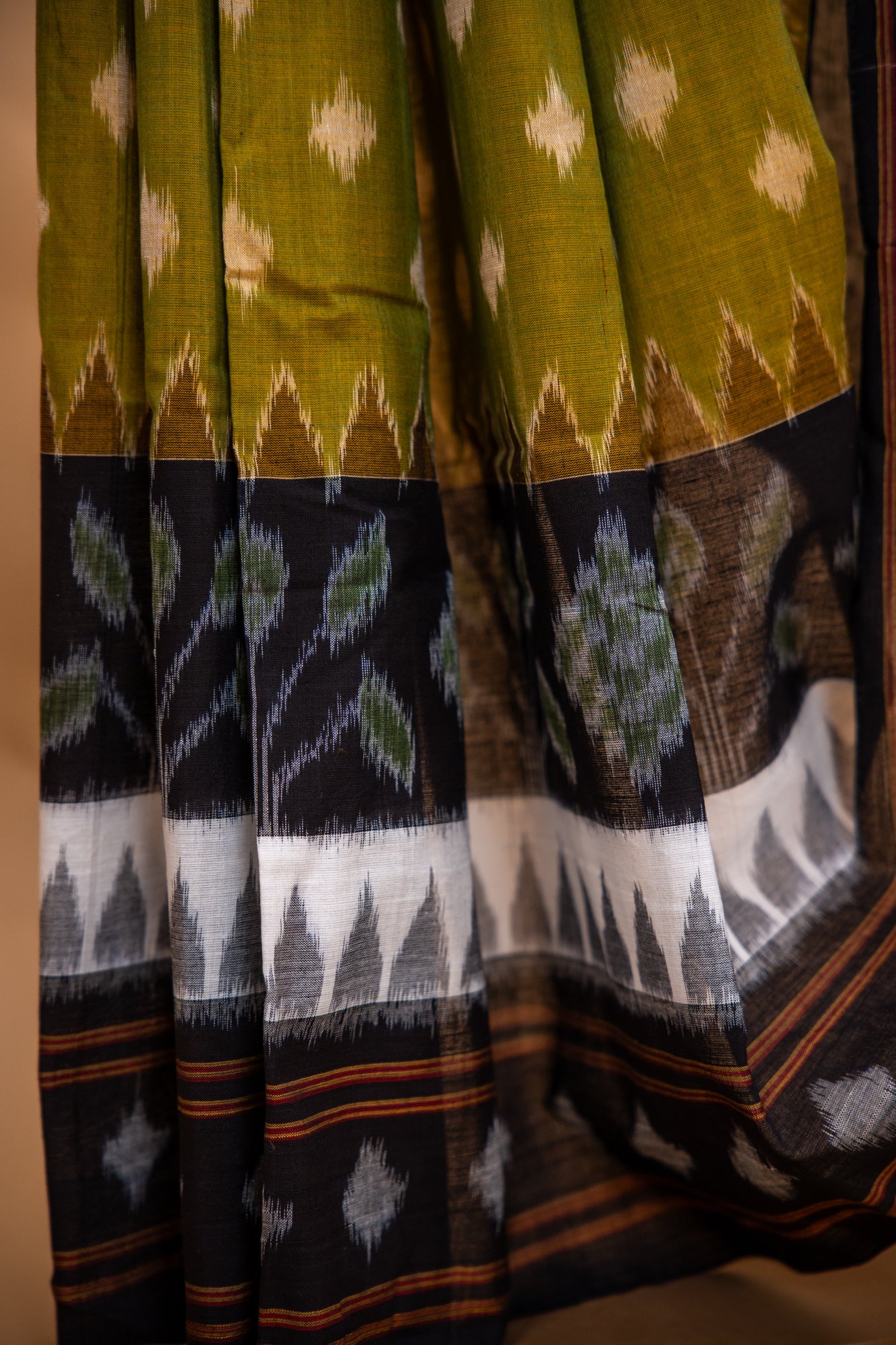 Olive Green Sambalpuri Cotton Handloom Saree with Nature-Inspired Motifs | Atulyakarigari