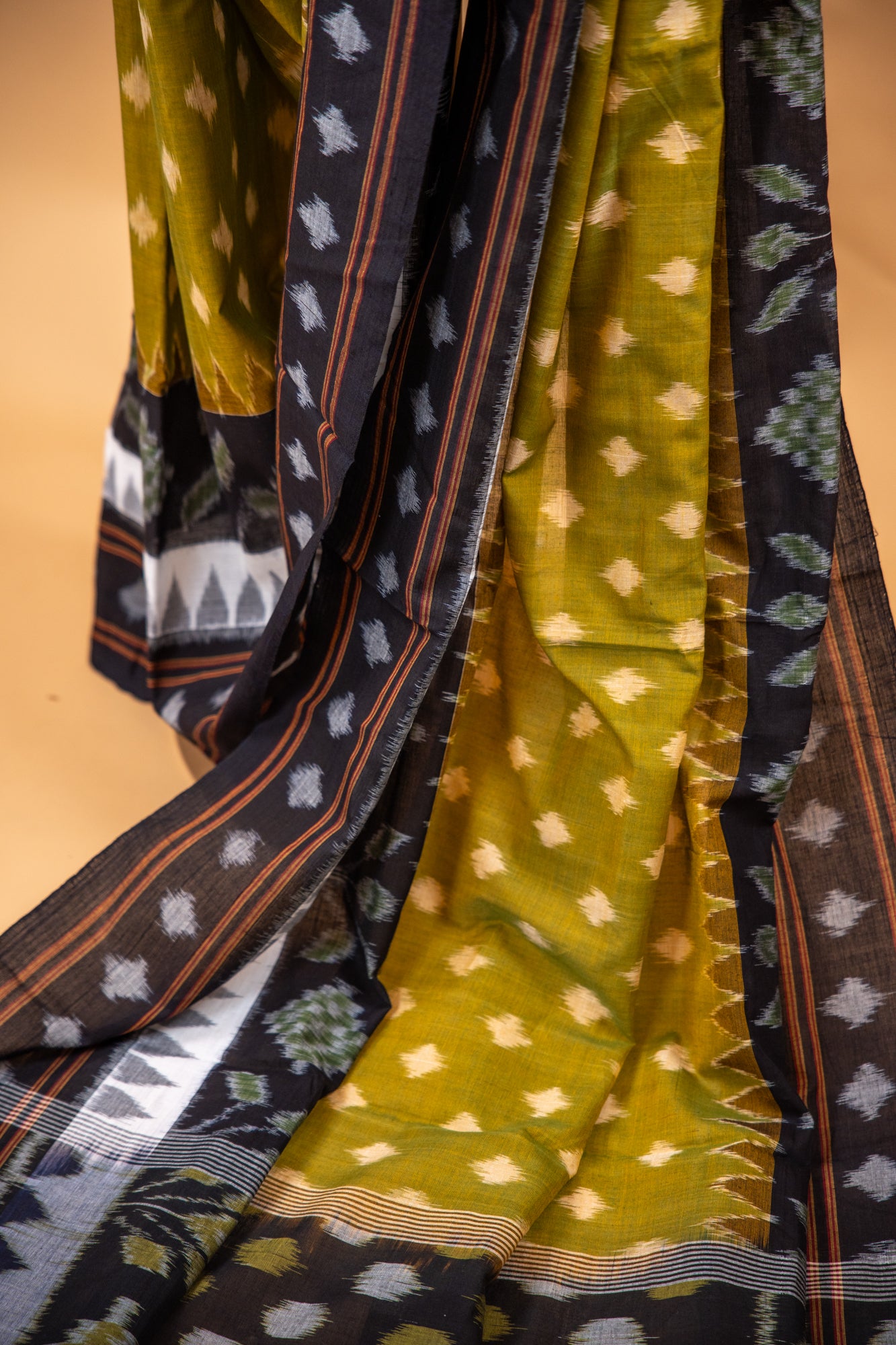 Olive Green Sambalpuri Cotton Handloom Saree with Nature-Inspired Motifs | Atulyakarigari