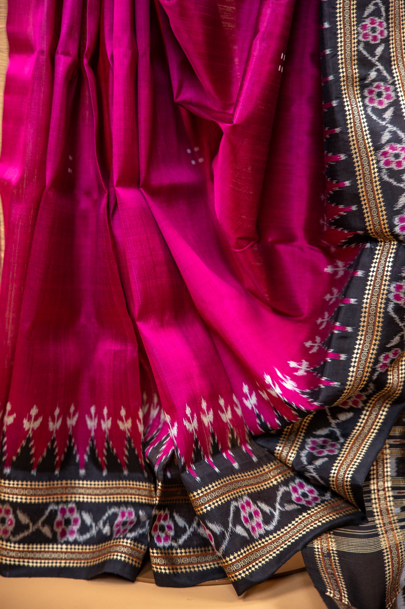 Magenta Pink Khandua Silk Saree with Narrative Ikat Border | Odisha Handloom