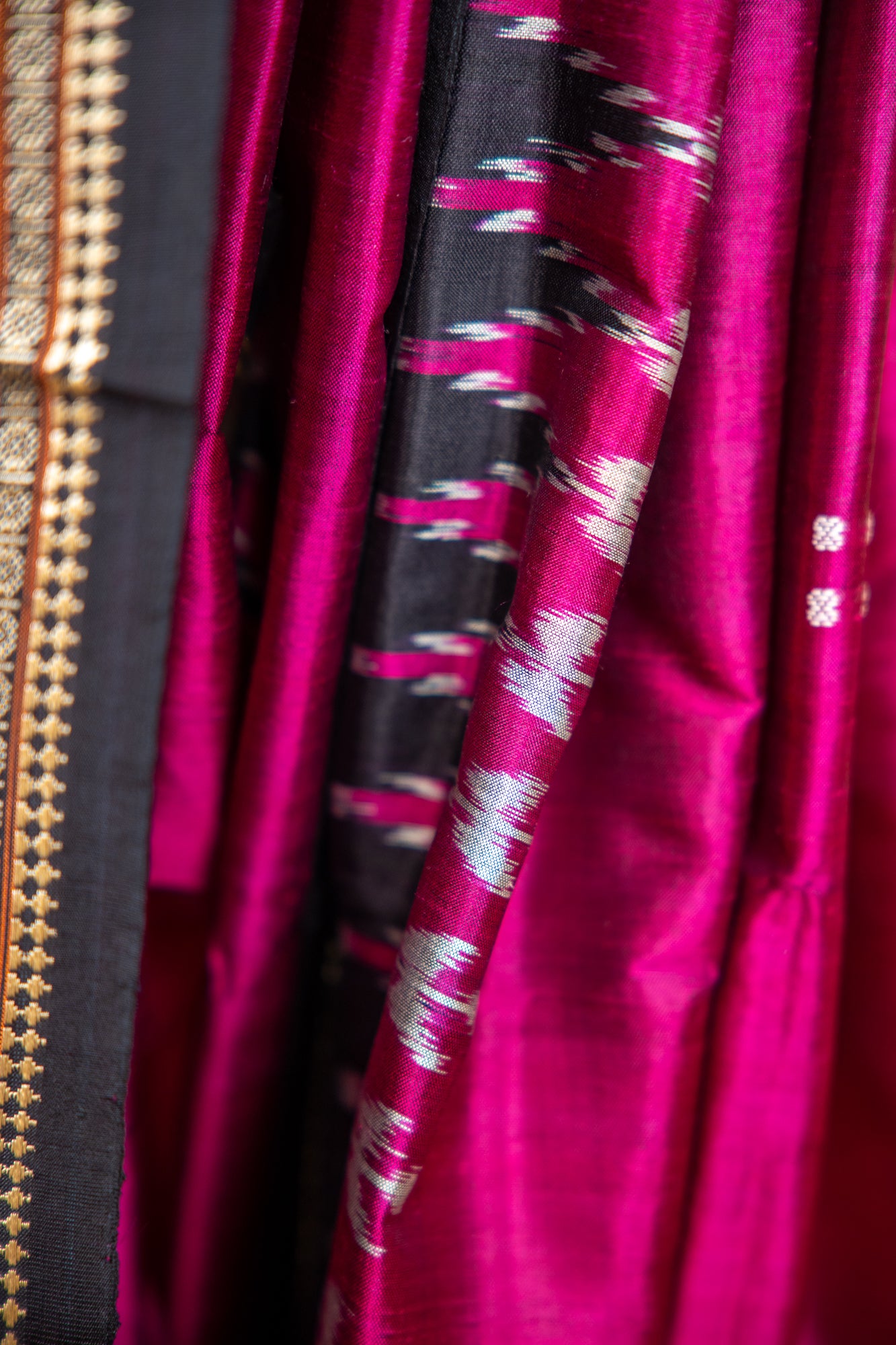 Magenta Pink Khandua Silk Saree with Narrative Ikat Border | Odisha Handloom