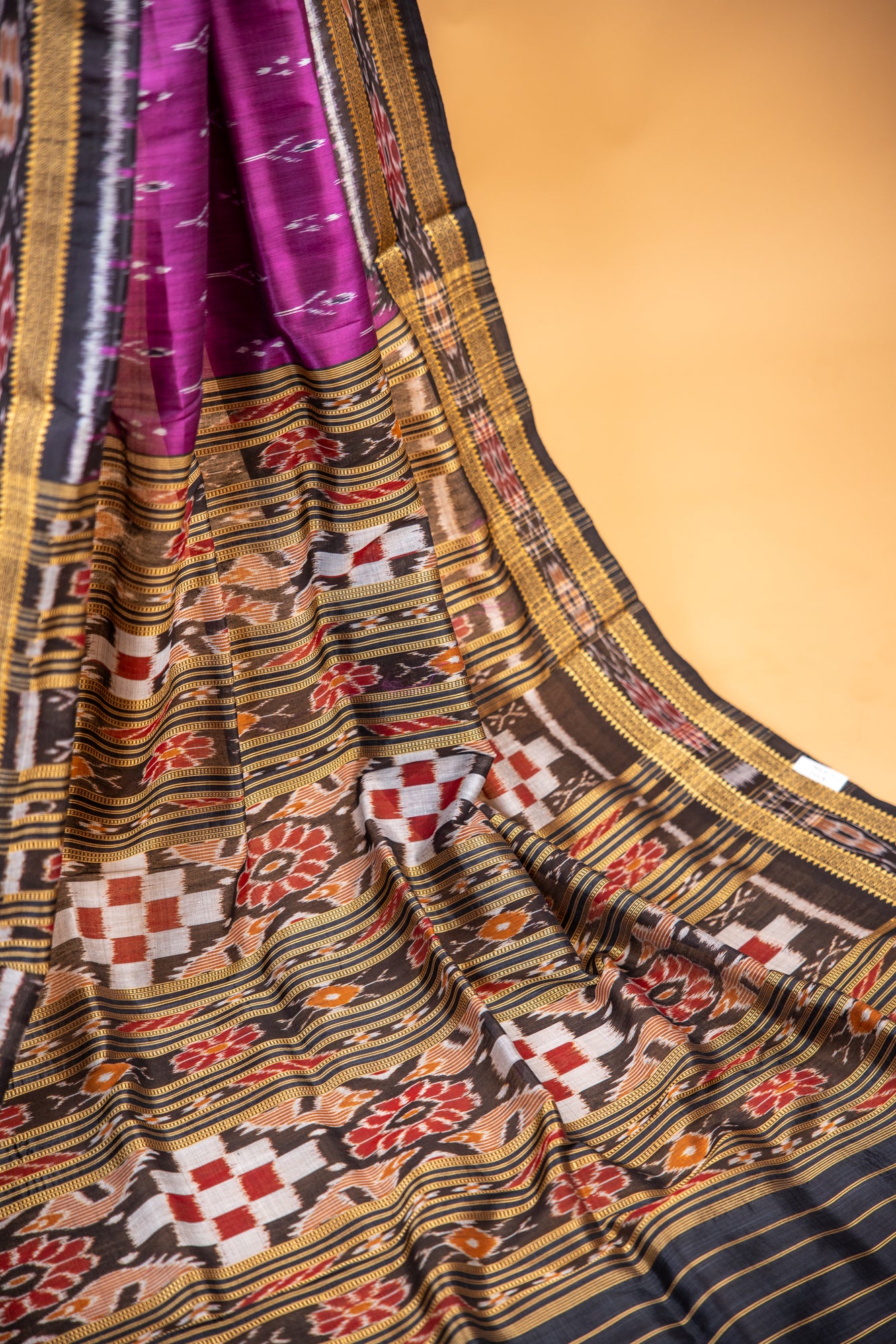 Handwoven Magenta Khandua Silk Saree with Black Temple Border | Traditional Odisha Saree