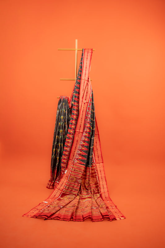 Black Khandua Silk Saree with Floral Butti Motifs & Red Temple Border | Odisha Handloom