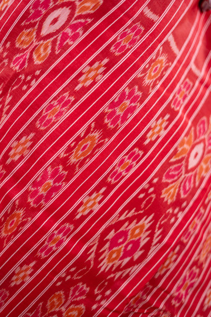 Beige Crimson Temple Border Tussar Saree image 6