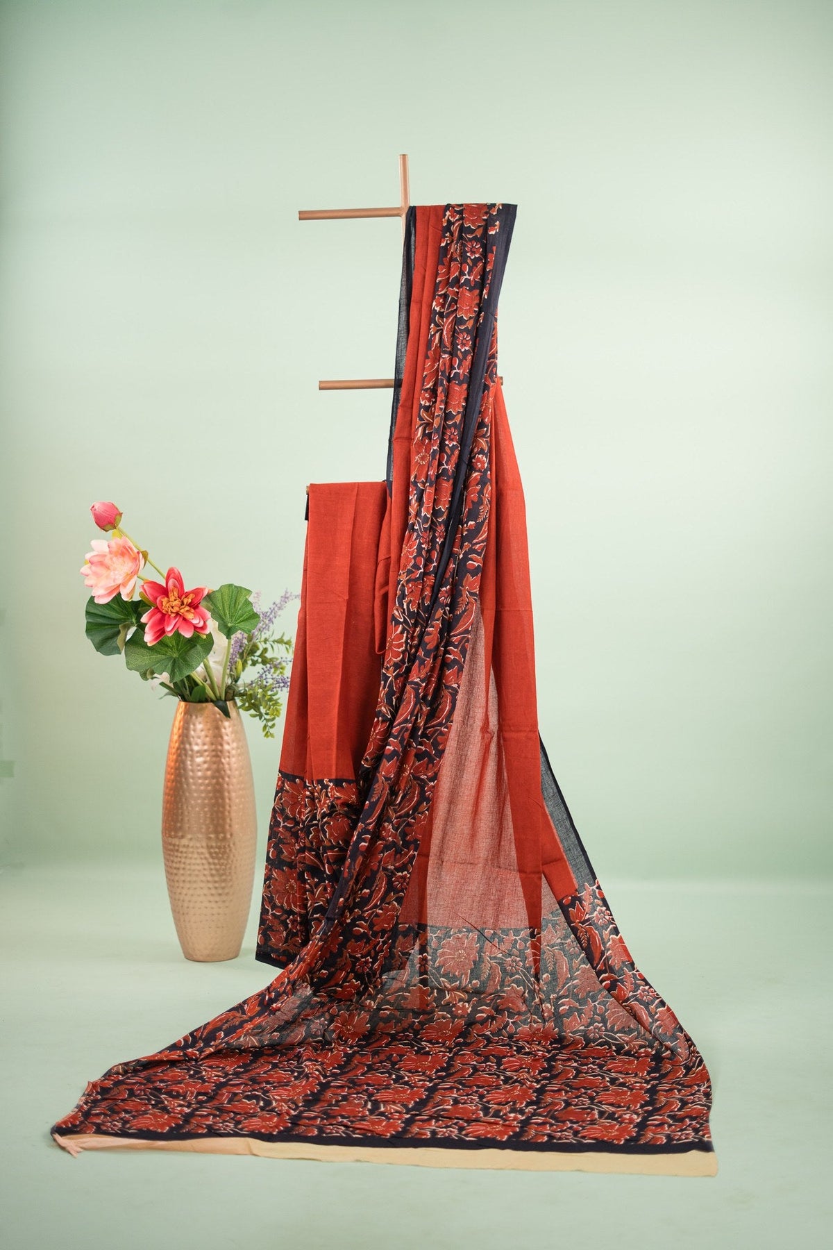 Black Botanical Vine Mul Mul Cotton Saree