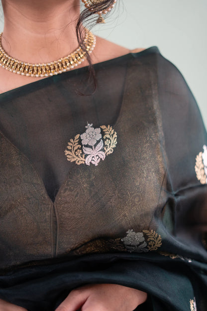 Bottle Green Banarasi Silk Saree - Bird Floral Motifs - image 5