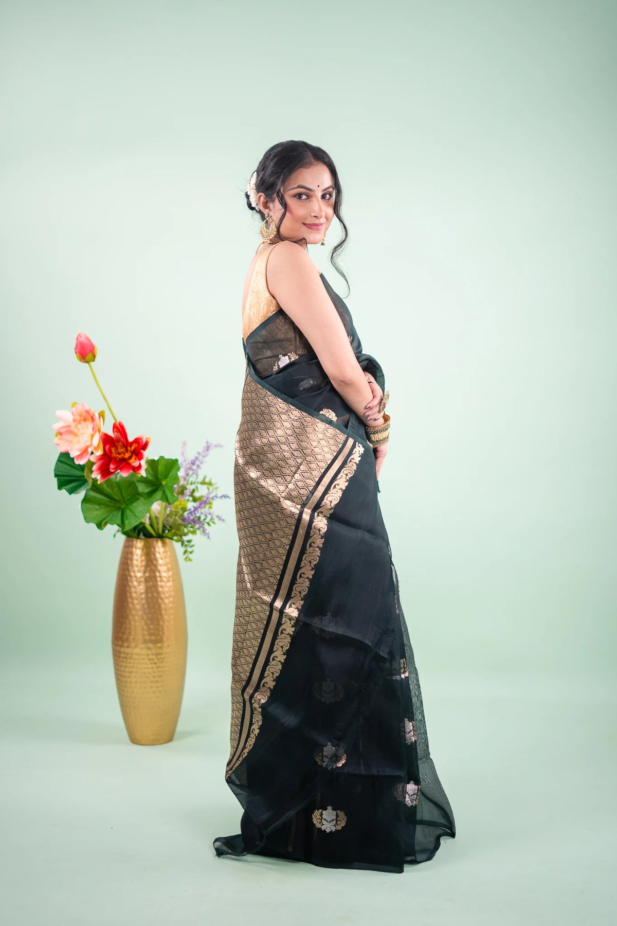 Bottle Green Banarasi Silk Saree - Bird Floral Motifs - image 7