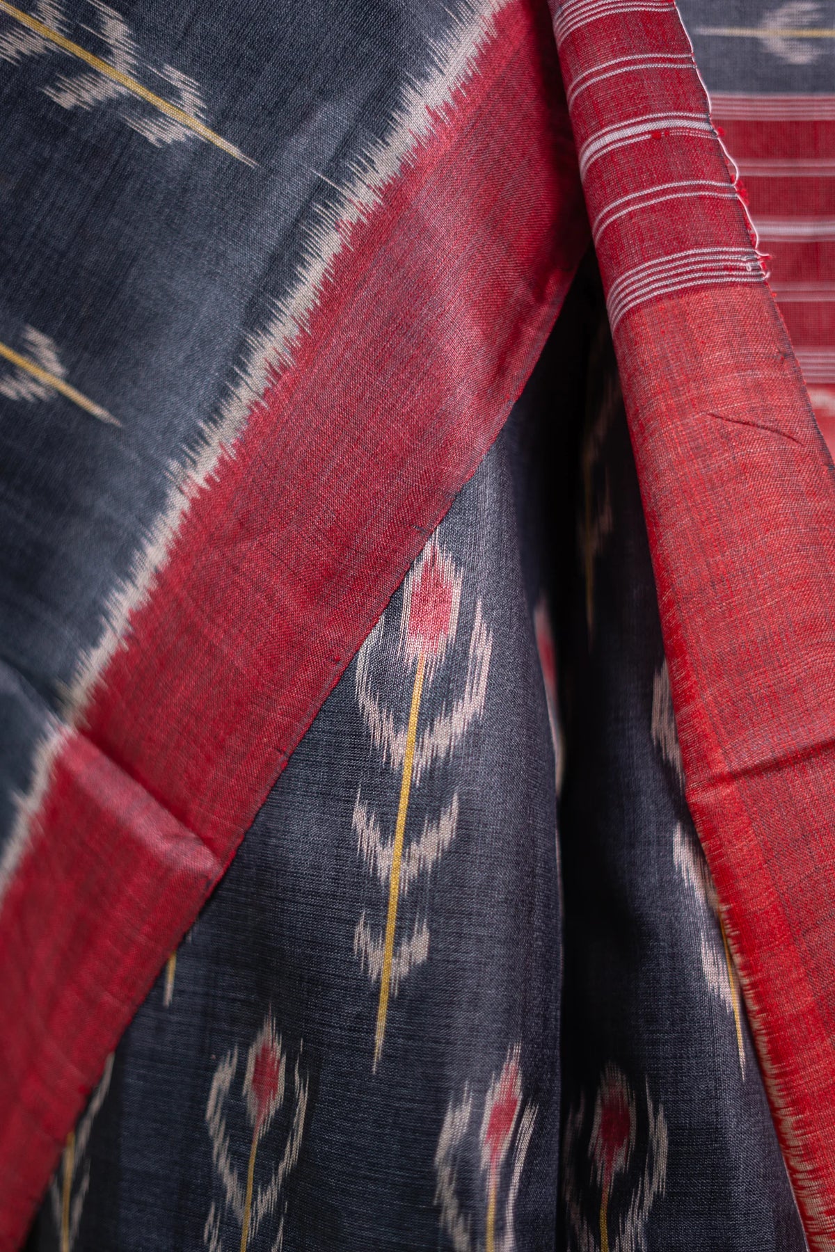 Charcoal Maroon Floral Ikat Tussar Saree image 6