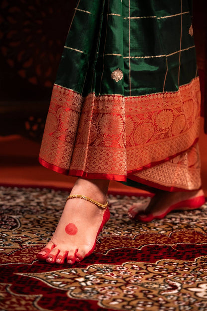 Bottle Green Banarasi Katan Silk Saree with Chequered Zari & Intricate Border