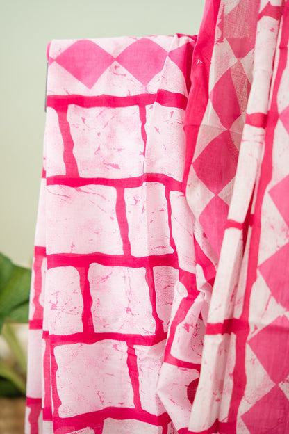 Dusty Pink Geometric Brick Mul Mul Cotton Saree