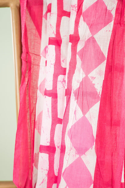 Dusty Pink Geometric Brick Mul Mul Cotton Saree