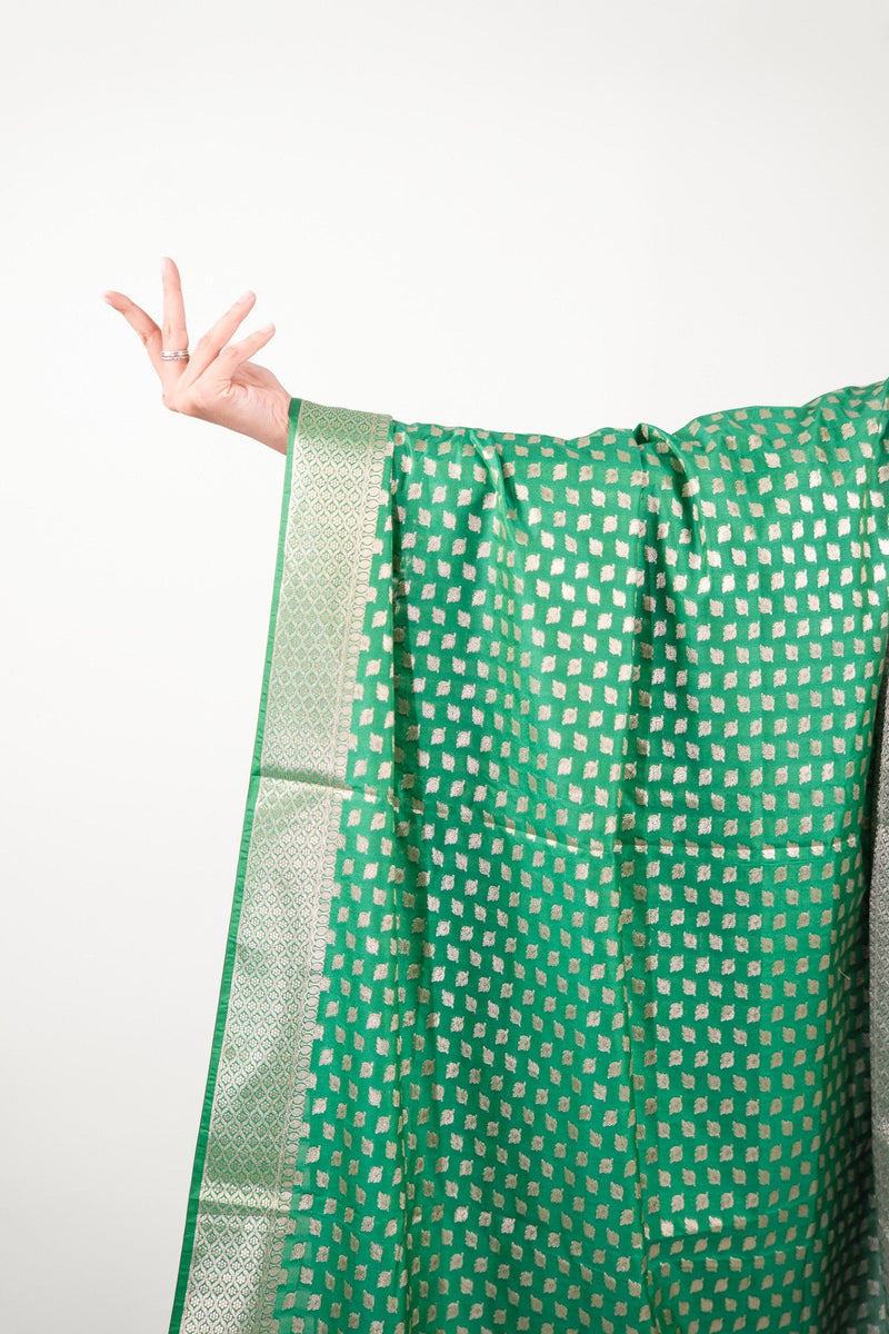Emerald Green Leaf Booti Banarasi Dupatta