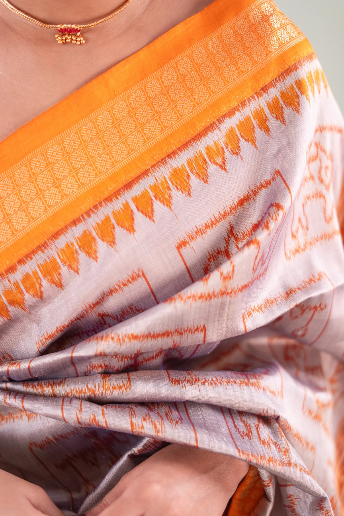 Grey Mustard Elephant Motif Khandua Silk Saree - image 5
