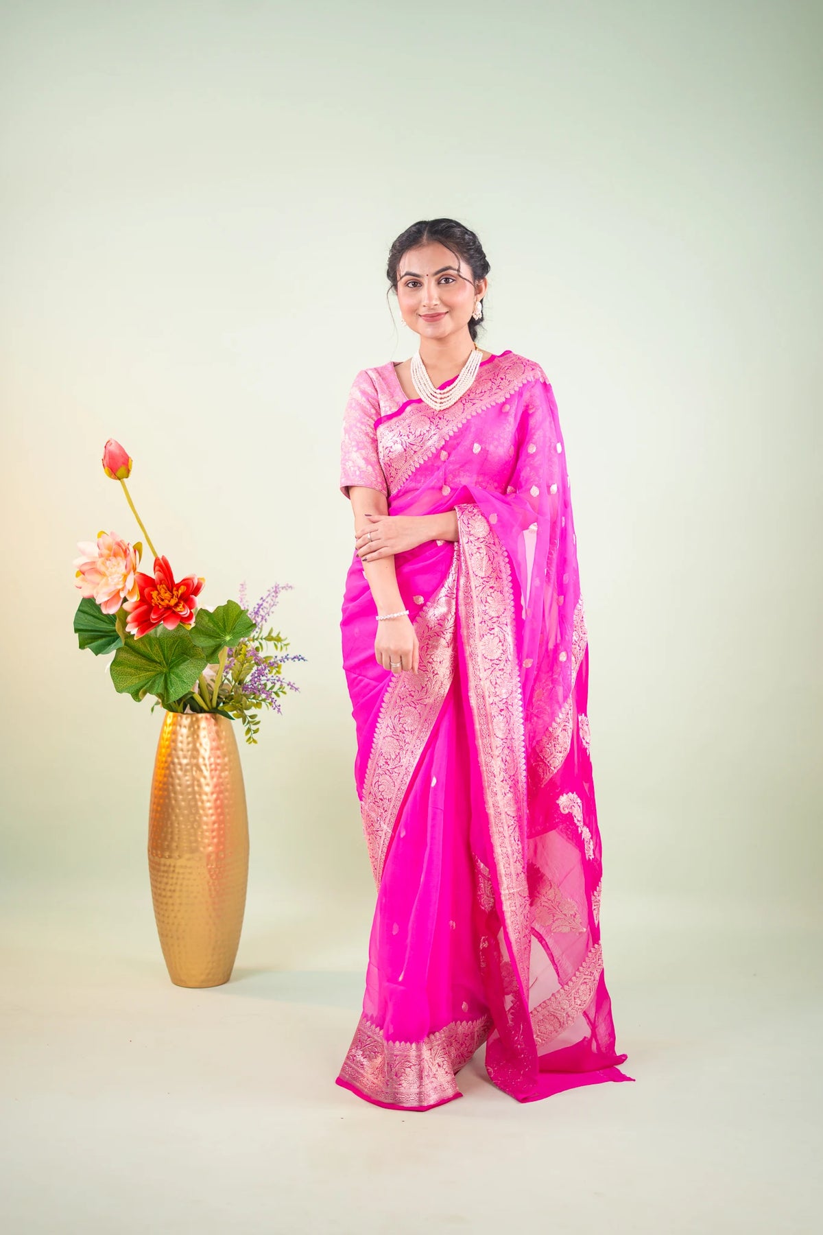 Magenta Banarasi Border Chiffon Saree - image 4
