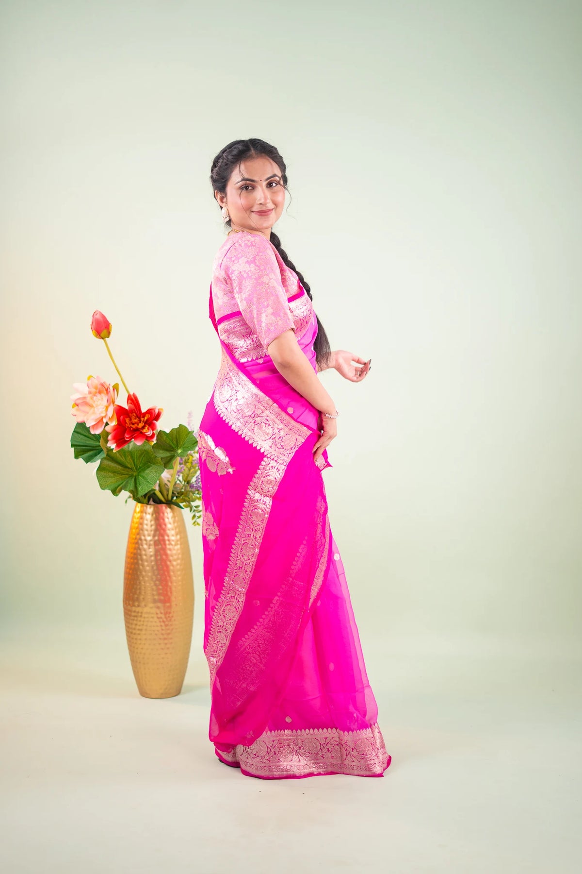 Magenta Banarasi Border Chiffon Saree - image 5