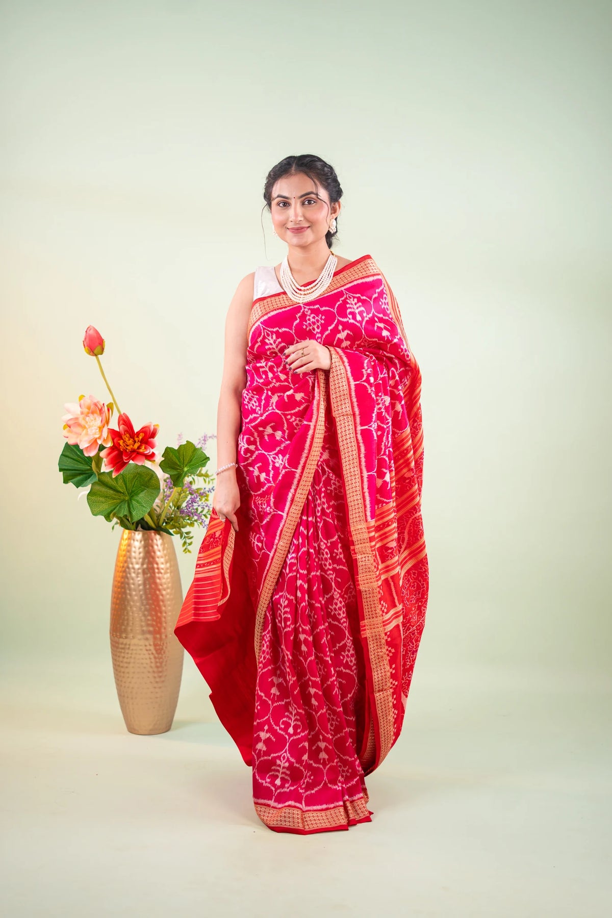 Magenta Gold Floral Lattice Khandua Silk Saree - image 1