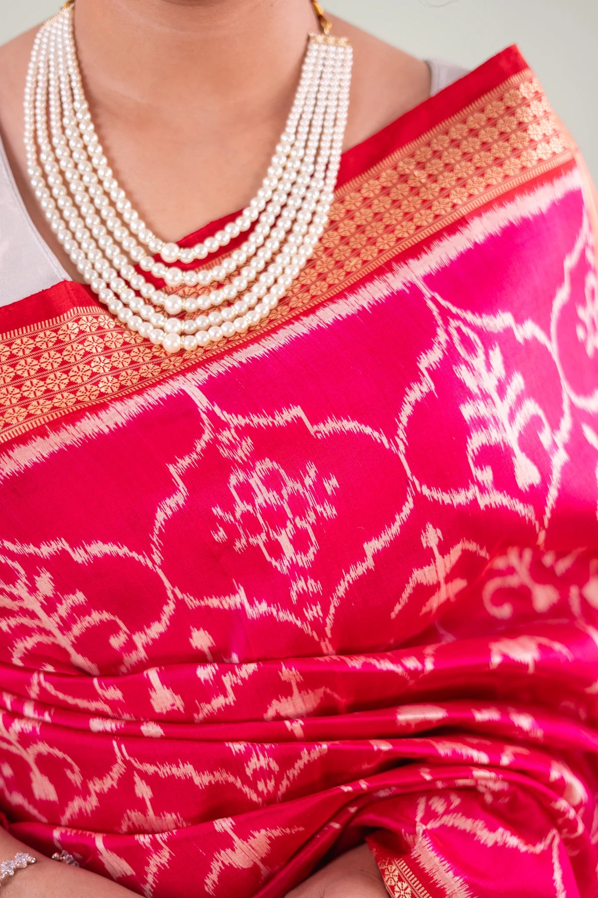Magenta Gold Floral Lattice Khandua Silk Saree - image 3
